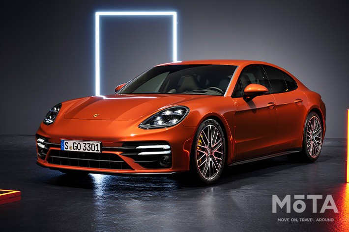 ポルシェ 新型パナメーラ ターボS