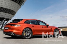 ポルシェ 新型パナメーラ ターボS