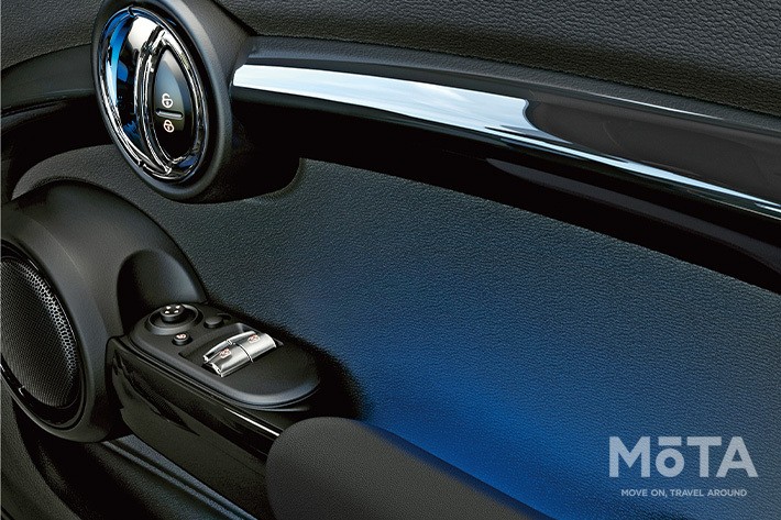 MINI 5 Door Rosewood Edition（ローズウッドエディション）