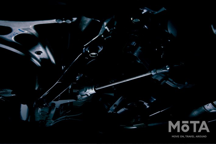 スバル WRX S4 特別仕様車「STI Sport #(シャープ)」[限定500台]　STI製フレキシブルドロースティフナーフロント