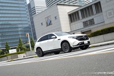 メルセデス・ベンツ EQC 400 4MATIC ダイヤモンドホワイト
