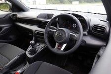 トヨタ GRヤリス RC[4WD・1.6Lターボ(競技ベース用モデル)]