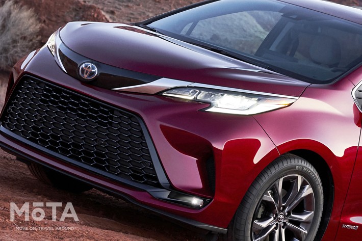 トヨタ シエナ 2021年モデル(XSE ハイブリッド)