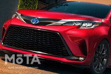 トヨタ シエナ 2021年モデル(XSE ハイブリッド)[トヨタ自動車 シエナ 2021モデル ティザーサイトより]