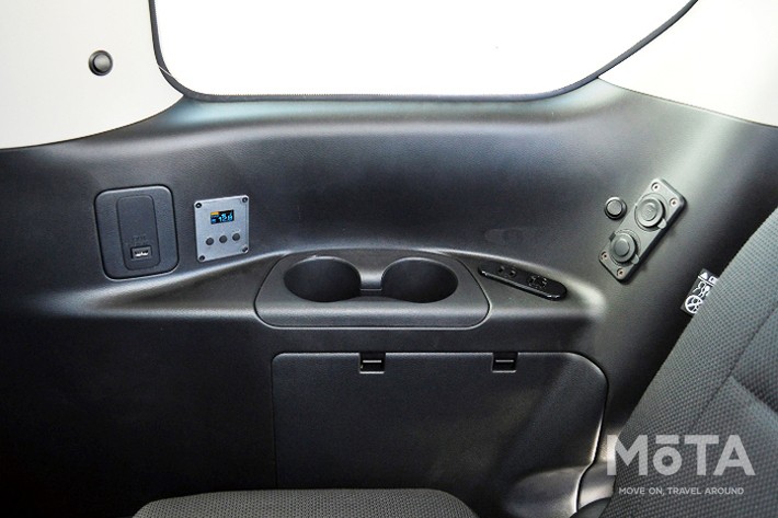 セレナ P-SV／日産ピーズフィールドクラフト