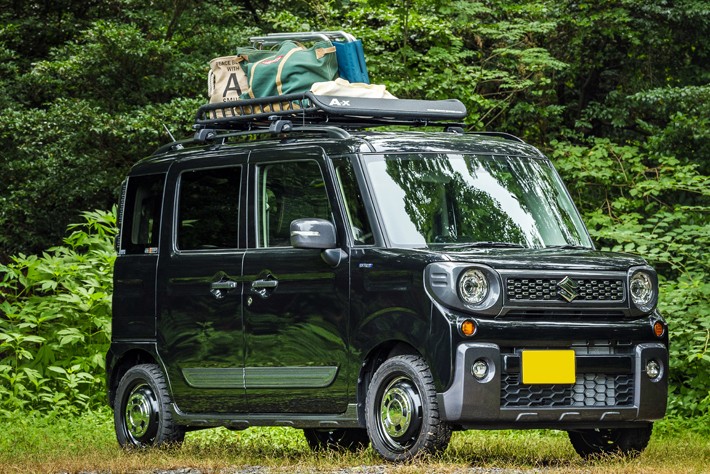 クルマアソビの可能性を無限に広げてくれる軽量で錆びないルーフ