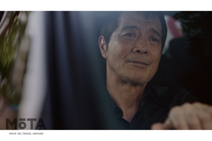 やっちゃえNISSAN TVCM[2015年放映「自動ブレーキ標準化矢沢篇」]より