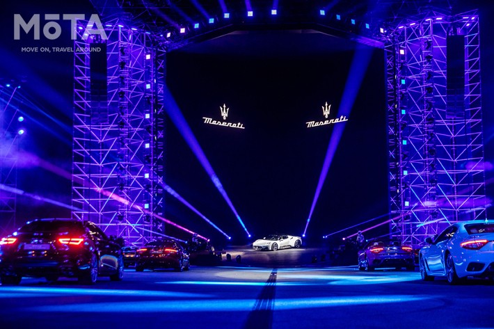 マセラティ MC20