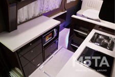 G-LIB CAMPER／日産ピーズフィールドクラフト