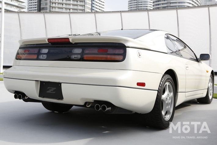 日産　フェアレディZ(Z32)最終型 リアテールランプ、リアガーニッシュ フェアレディZ Z32 最終型 テールランプ リア ガーニッシュ セット