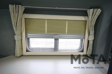 Amelia Light（アメリア ライト）／AtoZ