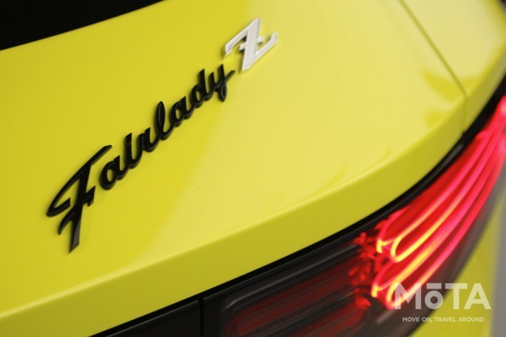 写真で解説】新型フェアレディZとポルシェ 718ケイマンを比較し