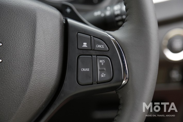 スズキ バレーノ XT(1リッターターボ)[2016年発売／マルチ・スズキ・インディア社(インド) マネサール工場]製