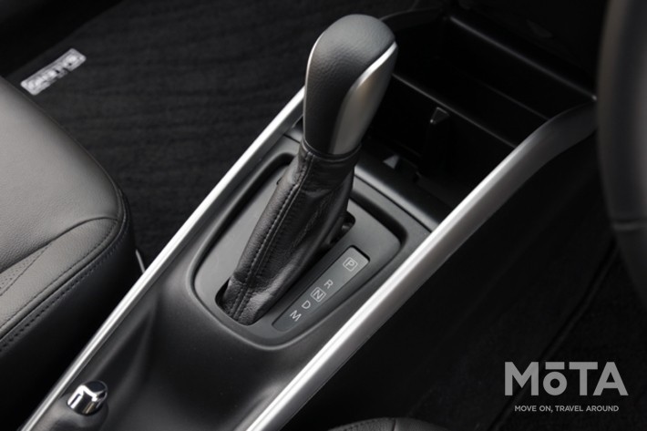 スズキ バレーノ XT(1リッターターボ)[2016年発売／マルチ・スズキ・インディア社(インド) マネサール工場]製