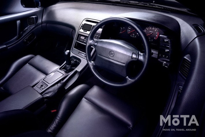 Z32フェアレディZ(北米車含む) 純正Aピラーガーニッシュ内装トリム Z32フェアレディZ(北米車含む) 純正Aピラーガーニッシュ内装