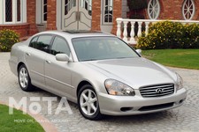 3代目「インフィニティ Q45」(日本名「日産 シーマ」3代目)