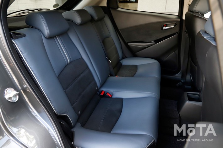 【写真で解説】ヤリス／MAZDA2