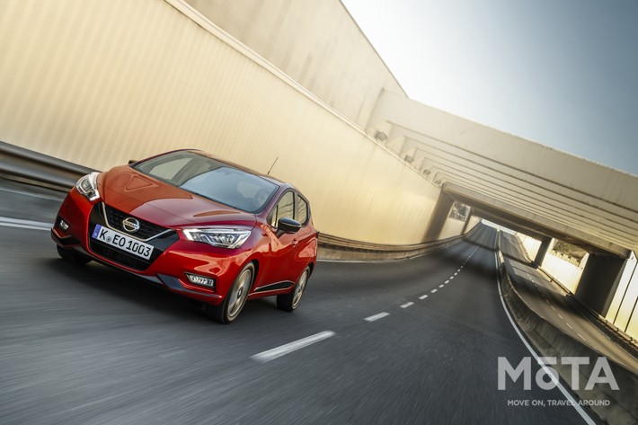 日産 マイクラ（北米仕様車）