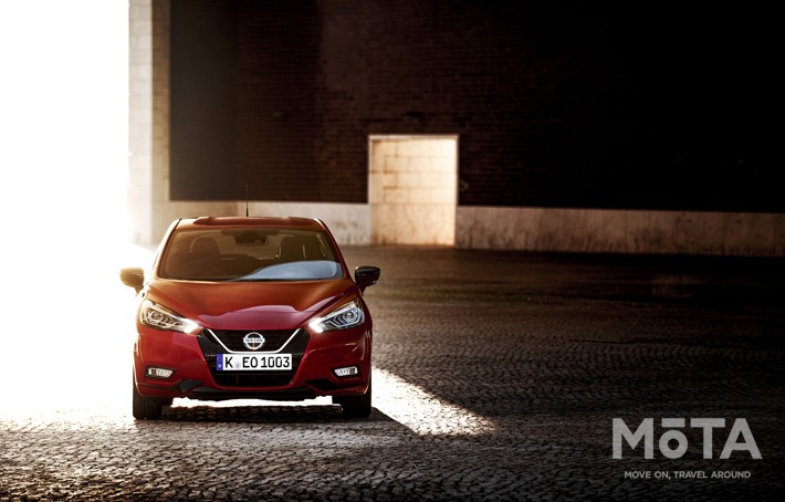 日産 マイクラ（北米仕様車）