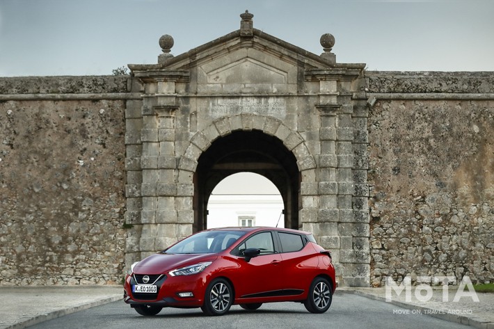 日産 マイクラ（北米仕様車）