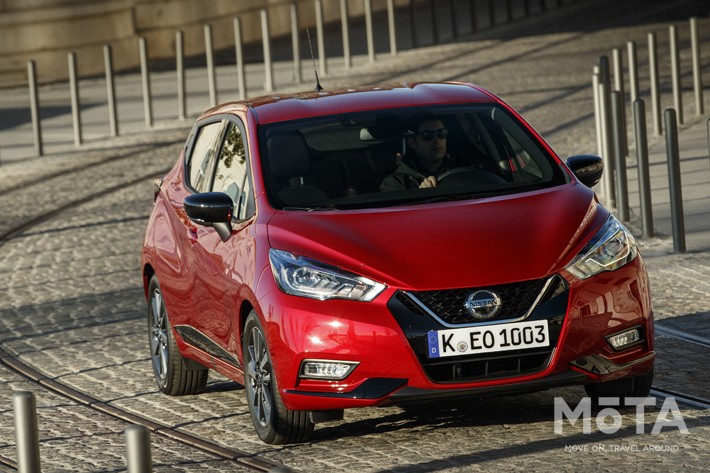 日産 マイクラ（北米仕様車）