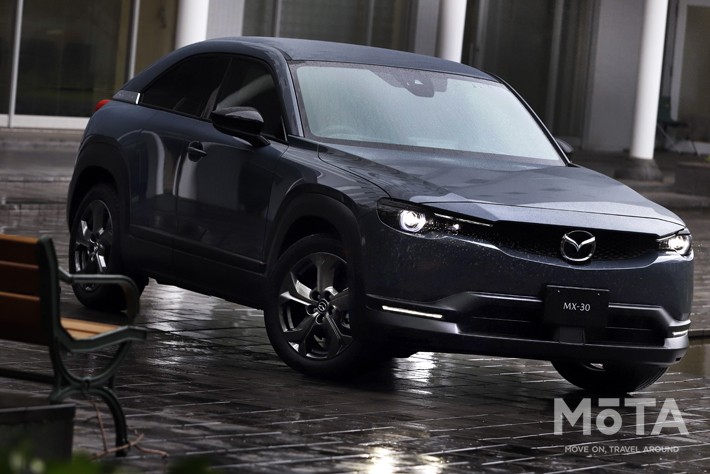 マツダ MX-30は“買い方”も個性的! 価格266万円で買えちゃうおすすめパッケージとは