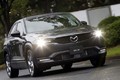 今までのポリシーはいずこ……MX-30のエアコンがタッチパネルになったワケとは
