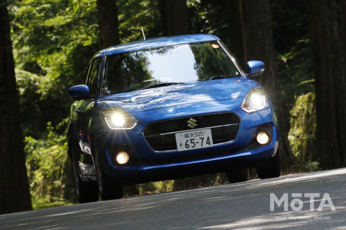 スズキ スイフト HYBRID SL[FF・5速ASG・1.2Lフルハイブリッド]