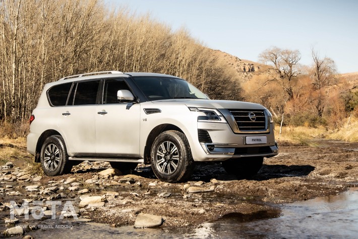 日産 パトロール(「日産 サファリ」後継モデル）