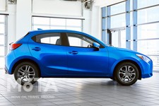 トヨタ ヤリス ハッチバック[北米仕様・2020年モデル／メキシコ製 MAZDA2 OEMモデル]