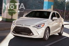 トヨタ ヤリス セダン[北米仕様・2020年モデル／メキシコ製 MAZDA 2セダン OEMモデル]