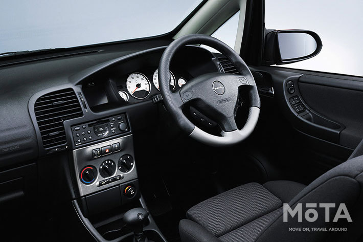 スバル トラヴィック