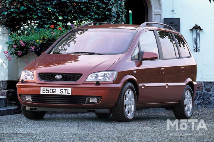 スバル トラヴィック