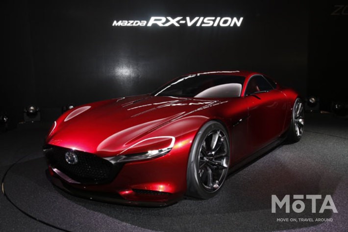2015年の東京モーターショーに出展された「RX-VISION」