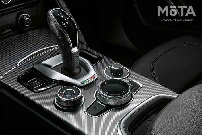 アルファ ロメオ 新型ジュリア／新型ステルヴィオ