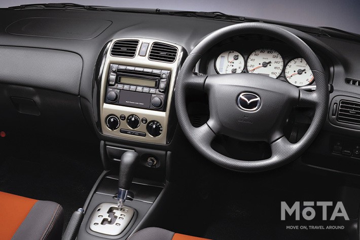 マツダ 9代目ファミリア ワゴン