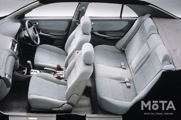 マツダ 7代目カペラ セダン