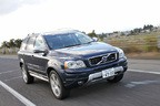 ボルボ 初代XC90（写真は2013年モデル「XC90 3.2 AWD R-DESIGN パッケージ」）