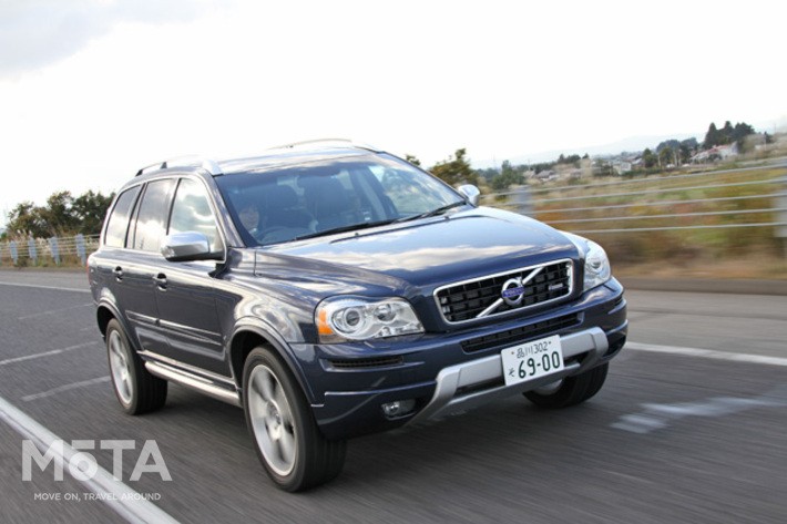 ボルボ 初代XC90（写真は2013年モデル「XC90 3.2 AWD R-DESIGN パッケージ」）