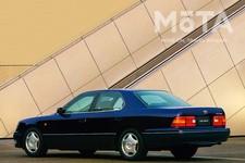 トヨタ セルシオ（2代目）