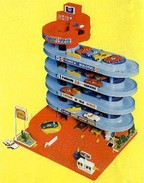 タカラトミー トミカビルデラックス