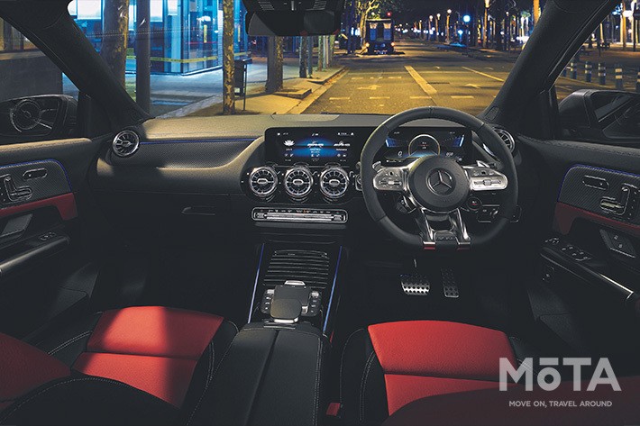 メルセデス AMG 新型GLA 45 S 4MATIC+