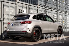 メルセデス AMG 新型GLA 45 S 4MATIC+