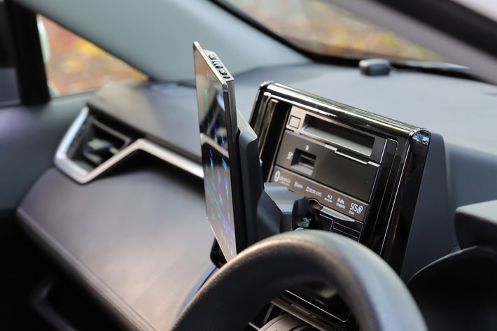 10V型大画面有機ELディスプレイ搭載の新型ストラーダでソロキャンプに行ってみた｜パナソニック・ストラーダ[PR]