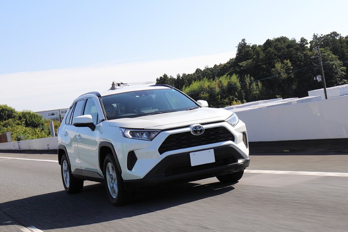 10V型大画面有機ELディスプレイ搭載の新型ストラーダでソロキャンプに行ってみた｜パナソニック・ストラーダ[PR]