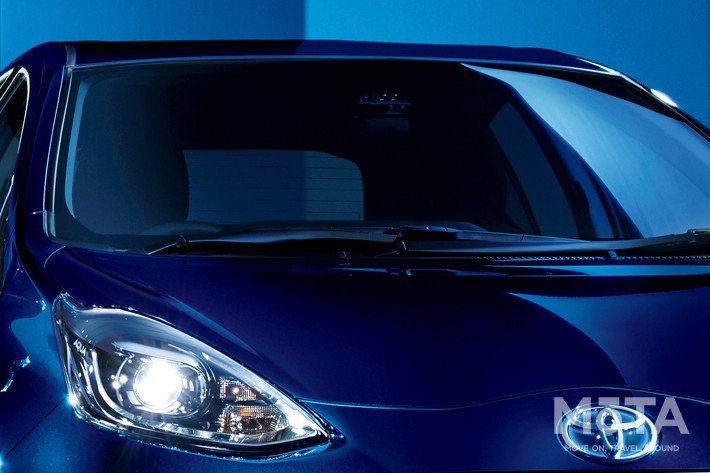 パゴダルーフ形状(写真はトヨタ アクア)