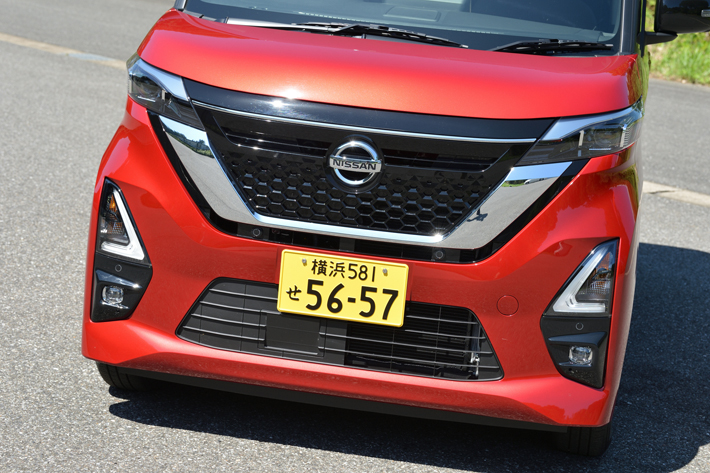 もっとも安全装備が充実しているのは日産 ルークス 三菱 Ekスペースだ スーパーハイト系軽自動車の安全装備を徹底比較 話題を先取り 新型車解説21 Mota