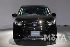 ホンダ 新型オデッセイ「ODYSSEY e:HEV ABSOLUTE EX(オデッセイ・イーエッチイーブイ・アブソルート・イーエックス)」[ボディカラー：プレミアムスパークルブラック・パール／2020年11月マイナーチェンジモデル]