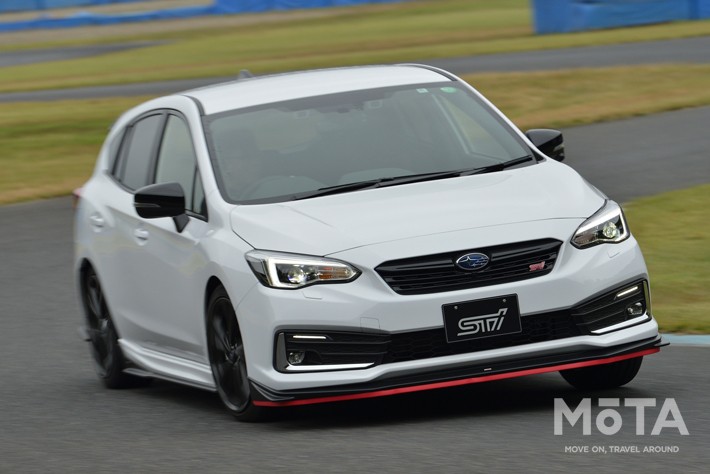 スバル インプレッサSTIスポーツ
