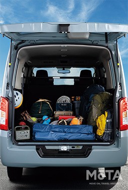 日産 NV350キャラバン 特別仕様車「プレミアムGX BLACK GEAR」